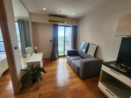 ขายคอนโด  ฟิวส์ สาทร - ตากสิน BTS-วงเวียนใหญ่ บางลำภูล่าง เขต คลองสาน กรุงเทพ CX-126786