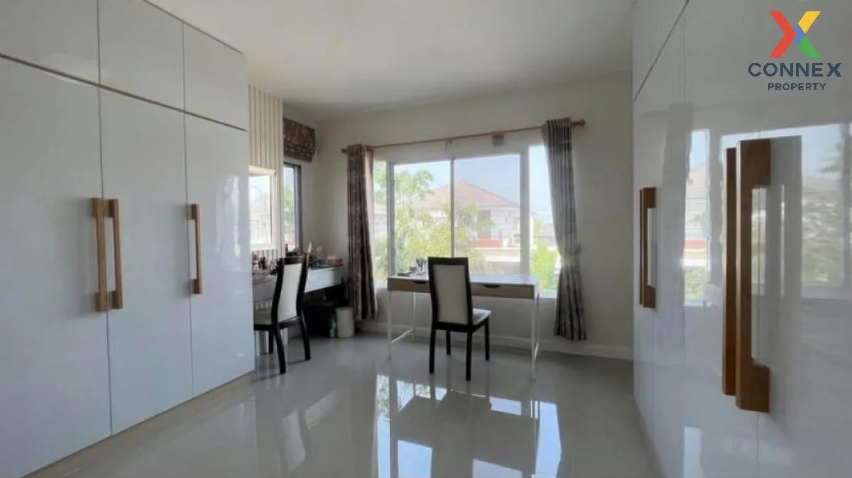 For Sale House , TRENDY TARA BANGYAI , Bang Khu Rat , Bang Bua Th