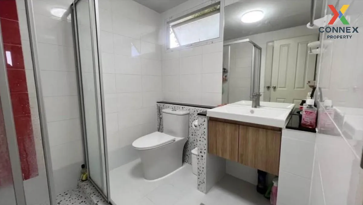 For Sale House , TRENDY TARA BANGYAI , Bang Khu Rat , Bang Bua Th