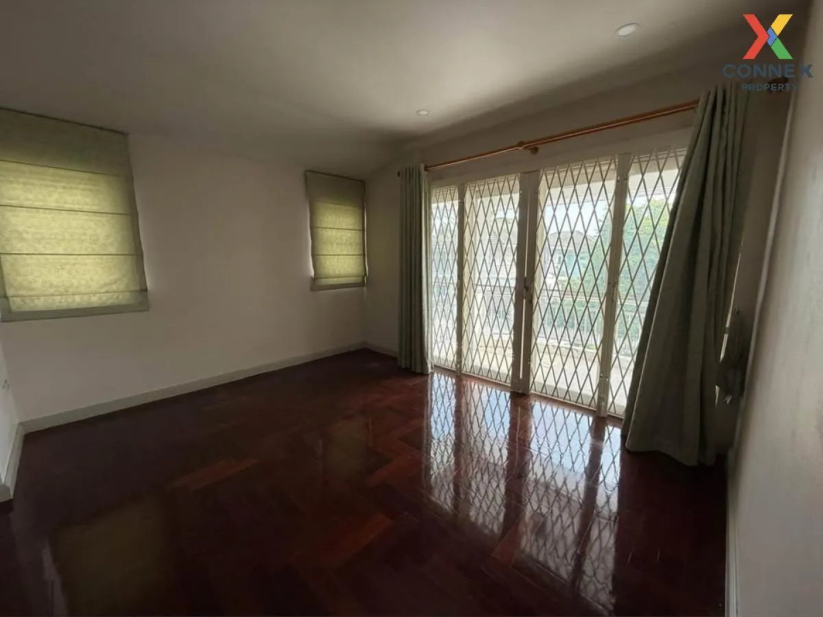 For Sale House , Thananon RatchaPruk-Rama 5 , MRT-Bang Rak Noi Th For Sale House , Thananon RatchaPruk-Rama 5 , MRT-Bang Rak Noi Th