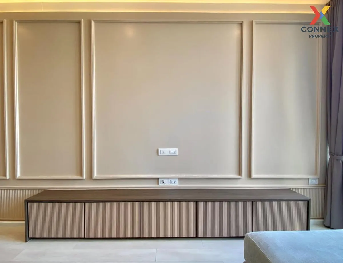 For Sale Condo , Noble Ploenchit , nice view , high floor , BTS-P For Sale Condo , Noble Ploenchit , nice view , high floor , BTS-P 2