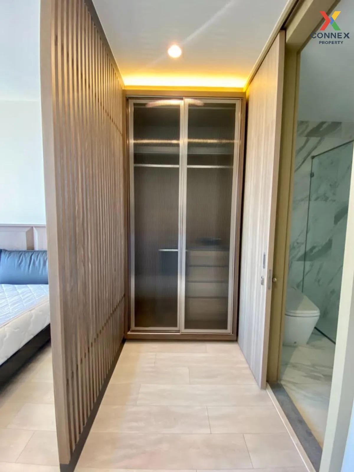 For Sale Condo , Noble Ploenchit , nice view , high floor , BTS-P For Sale Condo , Noble Ploenchit , nice view , high floor , BTS-P 4
