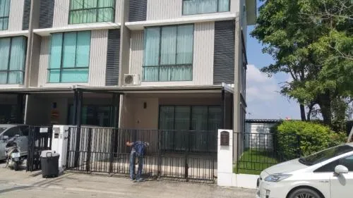 เช่าทาวน์เฮ้าส์/ทาวน์โฮม  พฤกษาวิลล์ 81 รามคำแหง - เสรีไทย คันนายาว เขต คันนายาว กรุงเทพ CX-126838