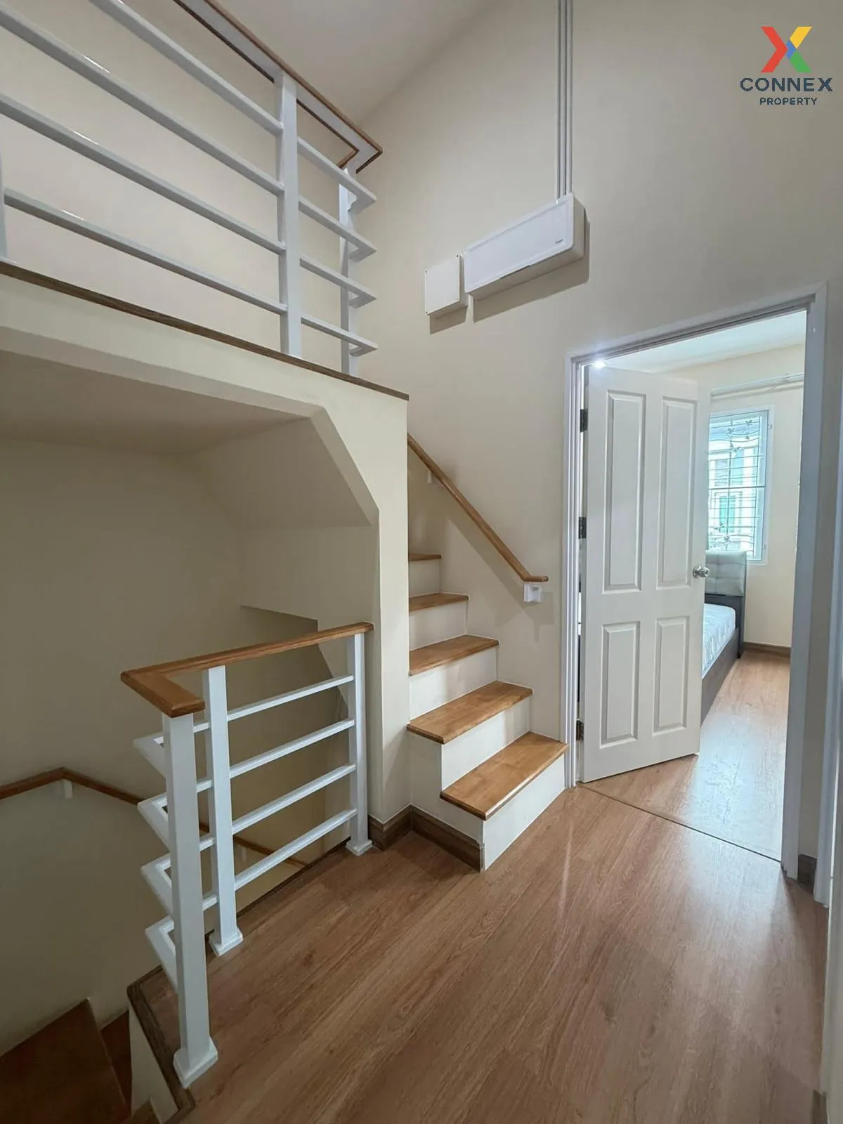 For Rent Townhouse/Townhome  , Golden Town Sukhumvit - Bearing BT