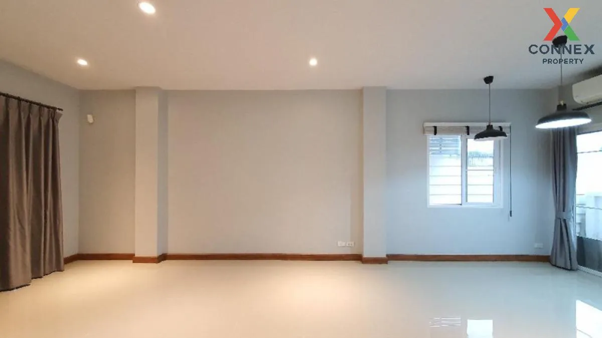 For Rent Townhouse/Townhome  , The Ricco Town Watcharapol , Tha R 4