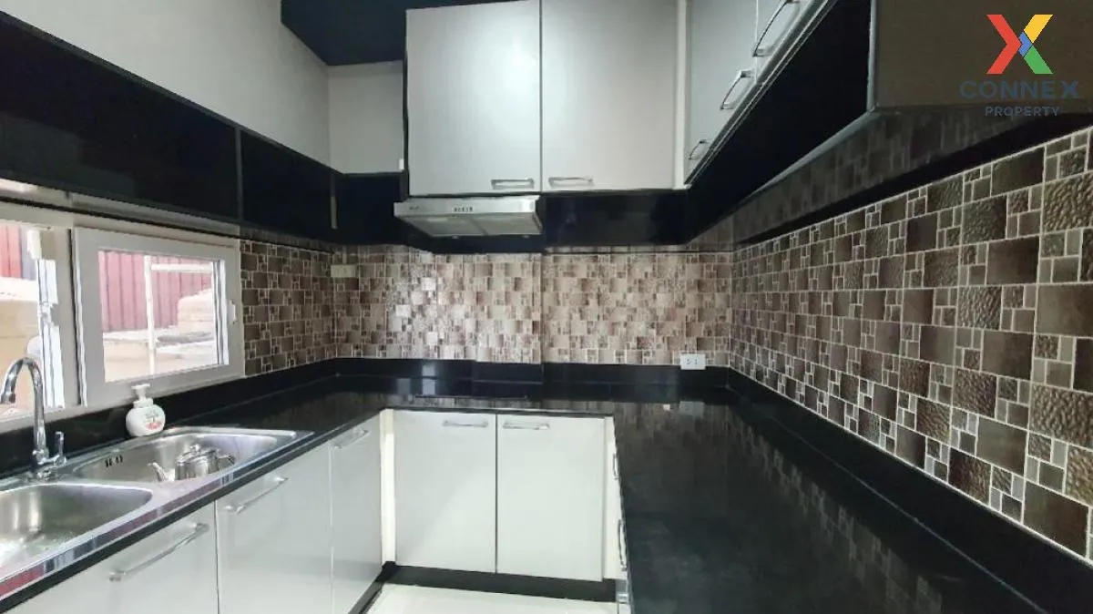 For Rent Townhouse/Townhome  , The Ricco Town Watcharapol , Tha R