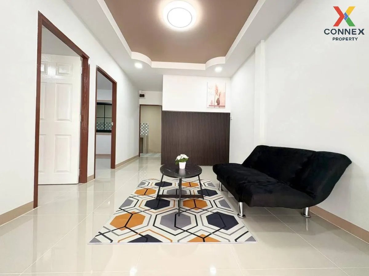 ขายทาวน์เฮ้าส์/ทาวน์โฮม  บ้านบัวทอง 4 บ้านกล้วย-ไทรน้อย รีโนเวทให