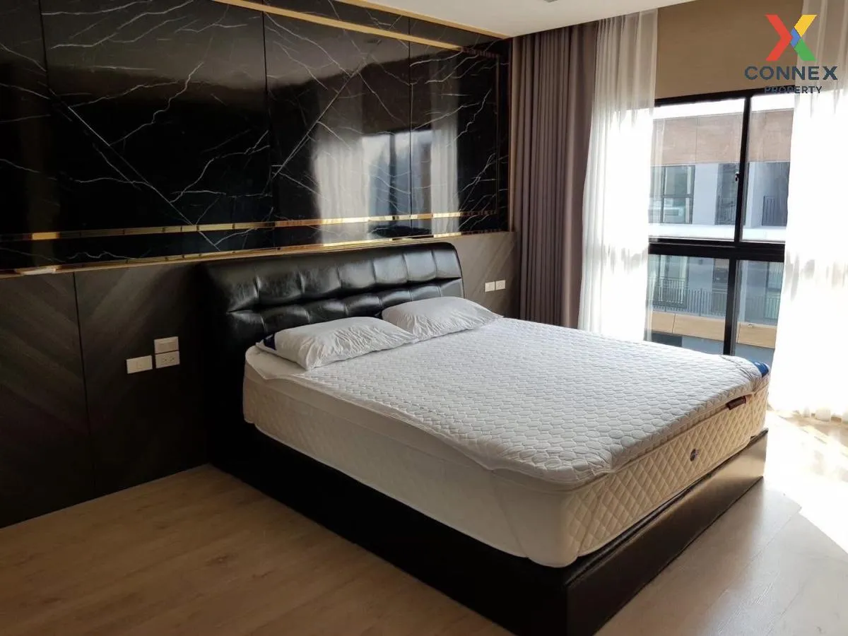 For Rent Townhouse/Townhome  , Arden Pattanakarn , Suan Luang , S