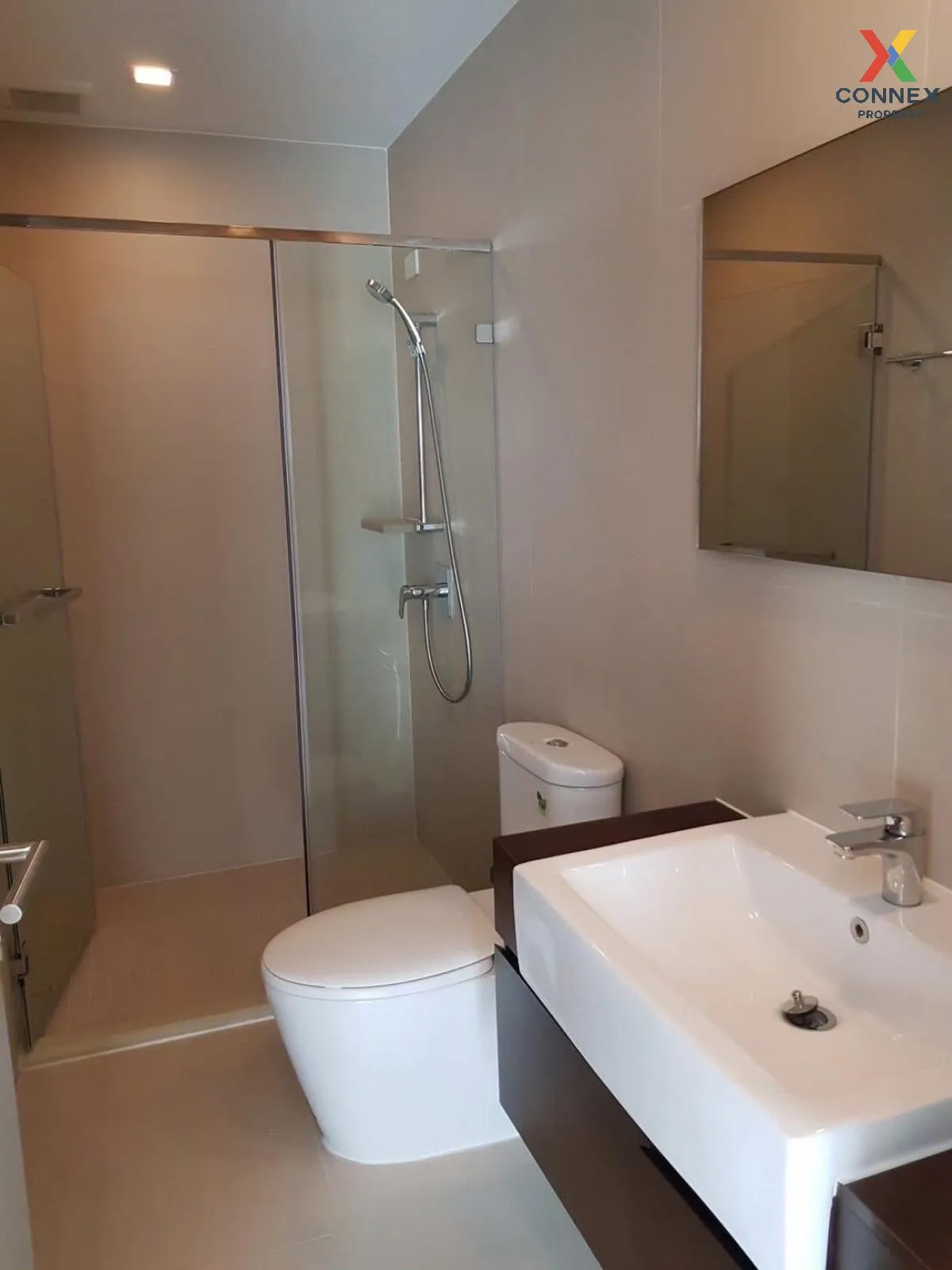 For Rent Townhouse/Townhome  , Arden Pattanakarn , Suan Luang , S