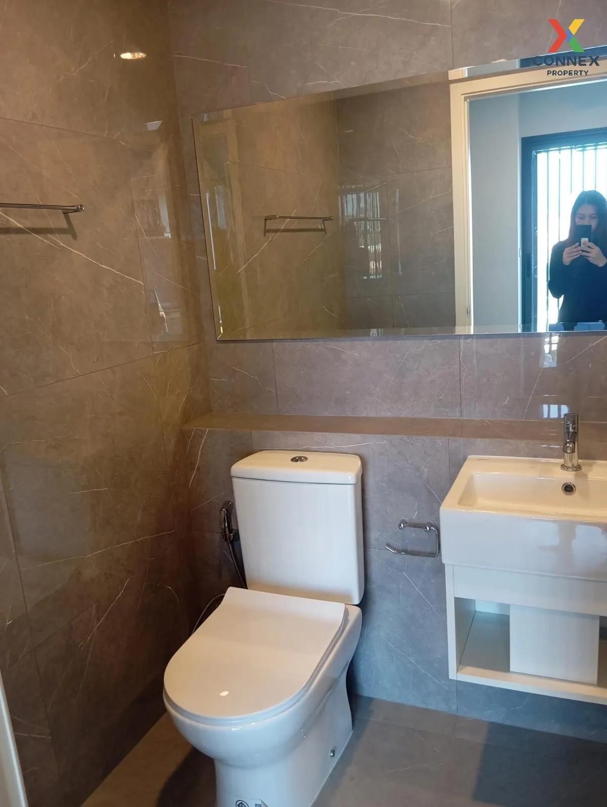 เช่าคอนโด  บลู สุขุมวิท 105 ห้องมุม BTS-แบริ่ง บางนา เขต บางนา กร