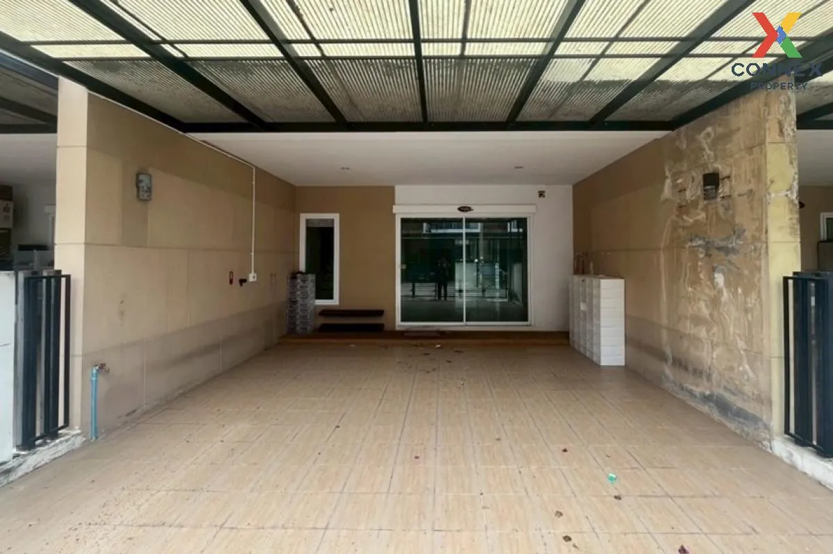 For Sale Townhouse/Townhome  , Vana Casa Noenphra , Noen Phra , M 3