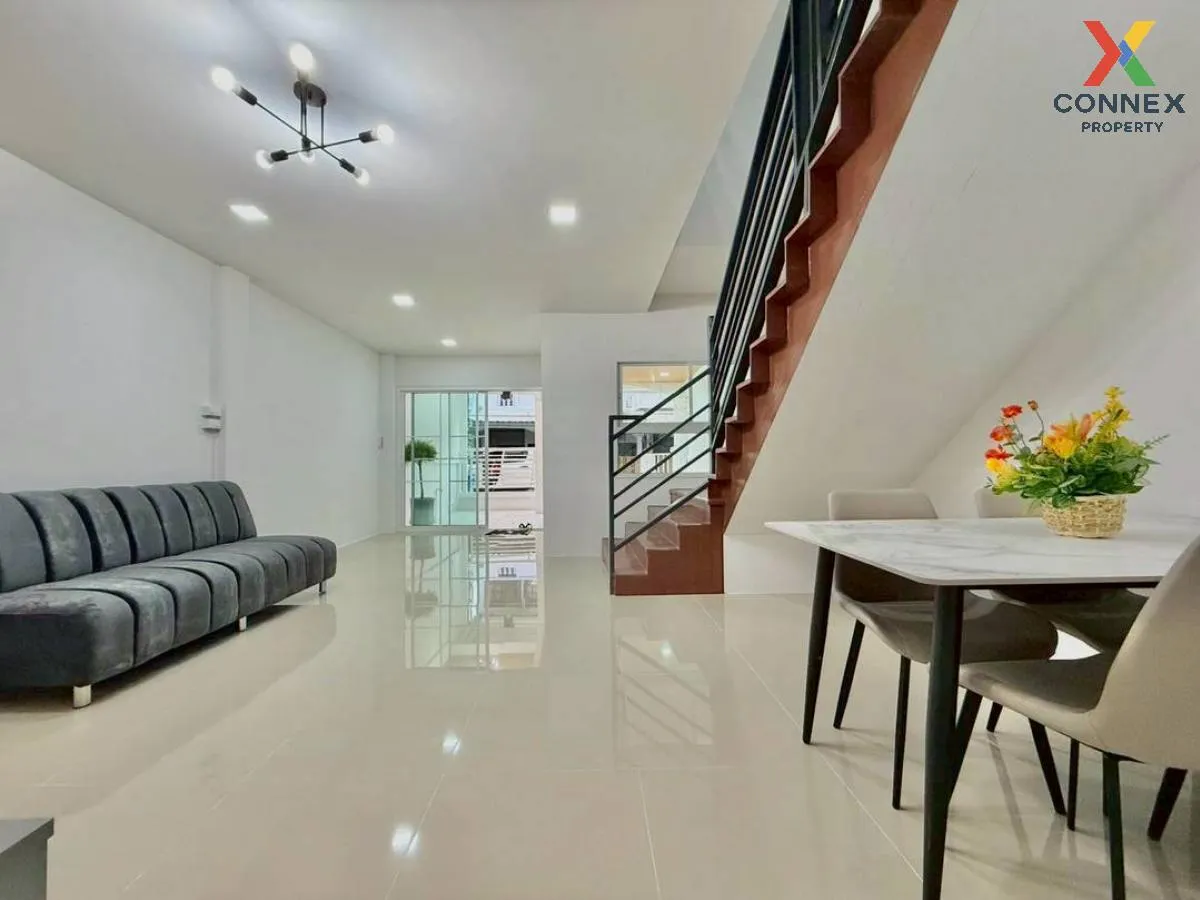 ขายทาวน์เฮ้าส์/ทาวน์โฮม  บ้านธารถวิล ซอยวัดพระเงิน รีโนเวทใหม่ บา ขายทาวน์เฮ้าส์/ทาวน์โฮม  บ้านธารถวิล ซอยวัดพระเงิน รีโนเวทใหม่ บา