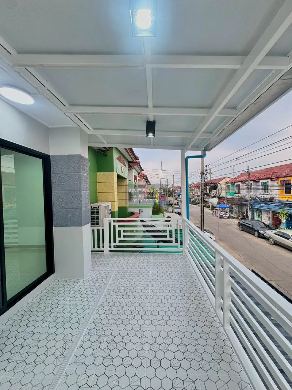 ขายทาวน์เฮ้าส์/ทาวน์โฮม  บ้านปิยวรารมย์ 3 รีโนเวทใหม่ ไทรน้อย ไทร