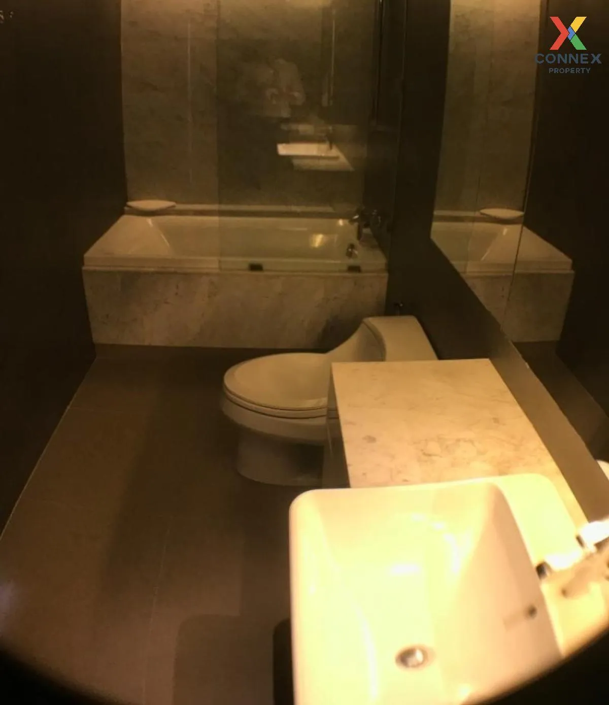 เช่าคอนโด  ลา ซิตต้า เพนท์เฮ้าส์ ทองหล่อ 8 BTS-ทองหล่อ คลองเตยเหน