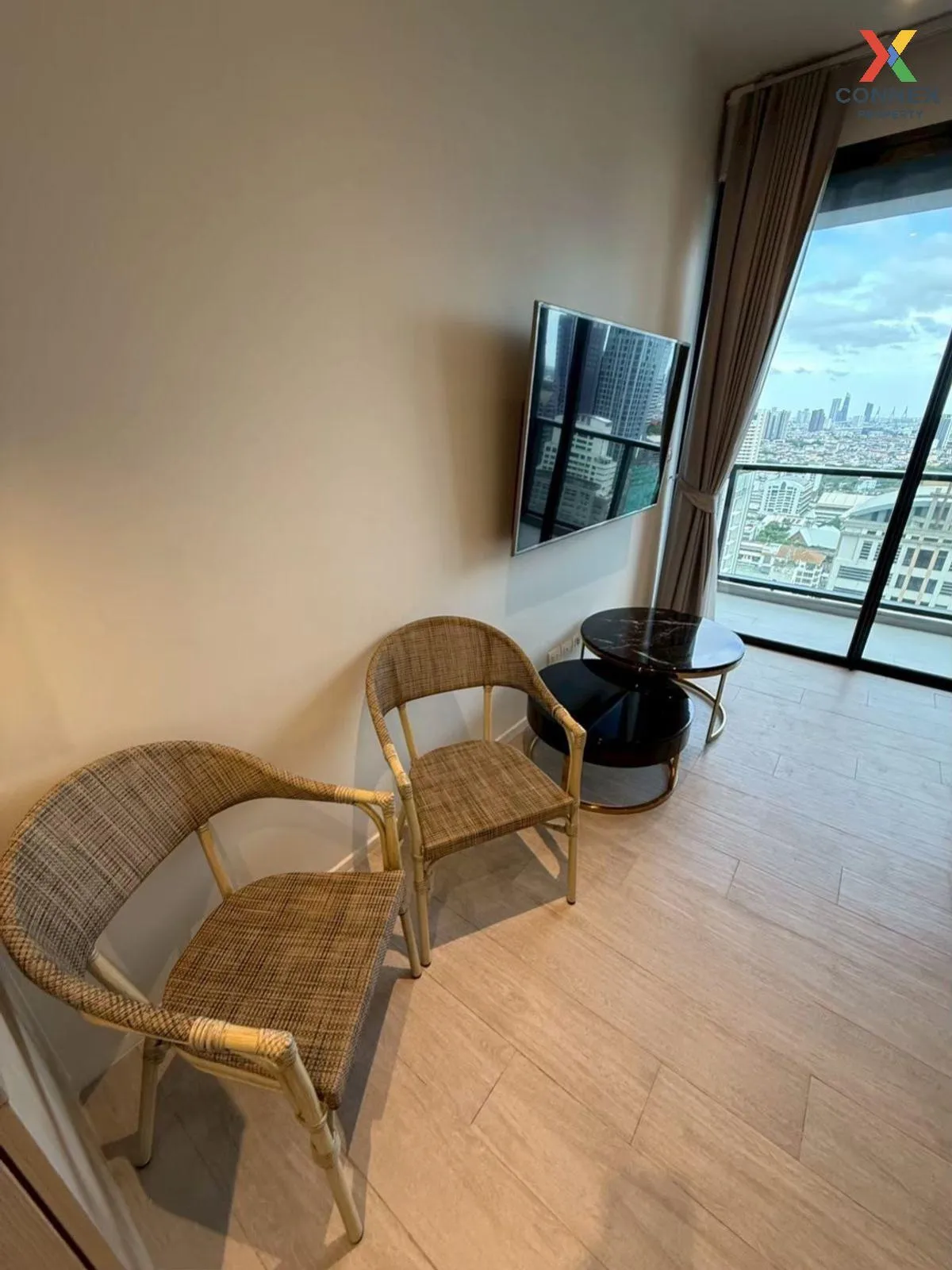 ขายคอนโด  เดอะ ลอฟท์ สีลม BTS-สุรศักดิ์ สีลม เขต บางรัก กรุงเทพ C ขายคอนโด  เดอะ ลอฟท์ สีลม BTS-สุรศักดิ์ สีลม เขต บางรัก กรุงเทพ C 3