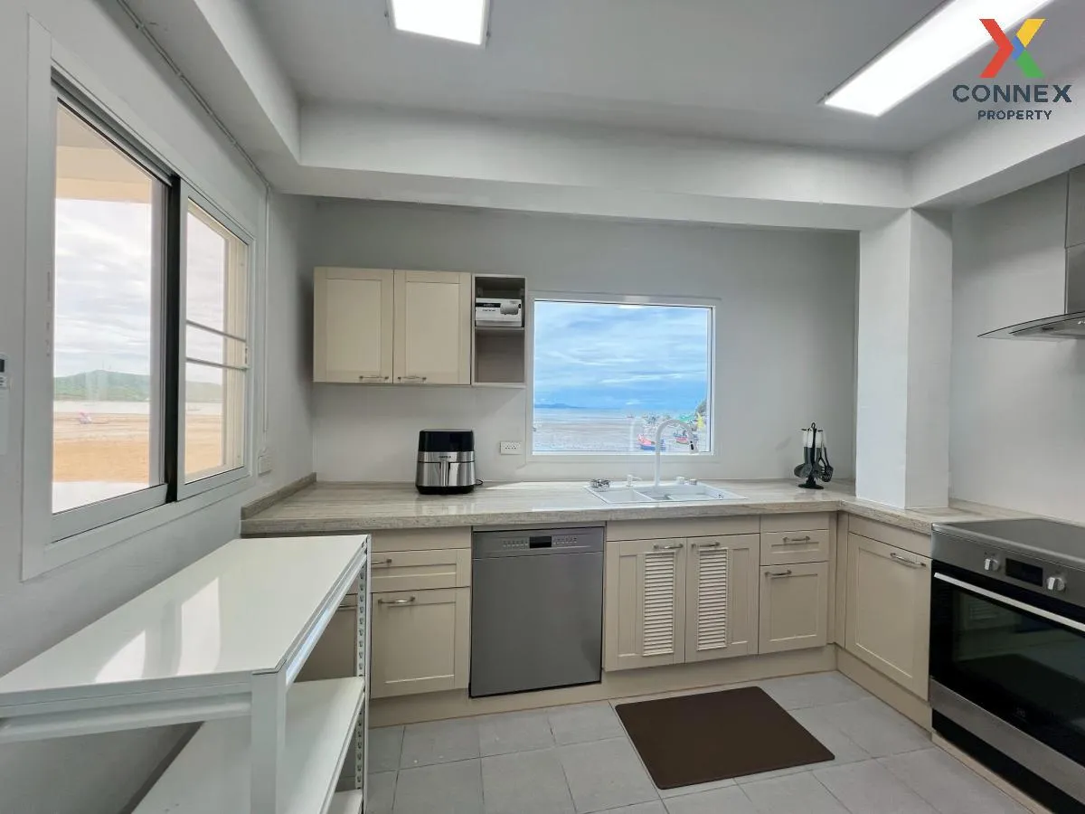 For Sale 2-storey detached house with 265 sq m of land. , Ao Noi  4