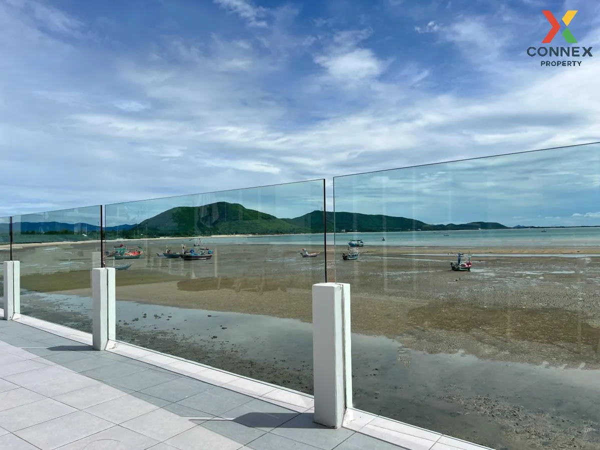 For Sale 2-storey detached house with 265 sq m of land. , Ao Noi 