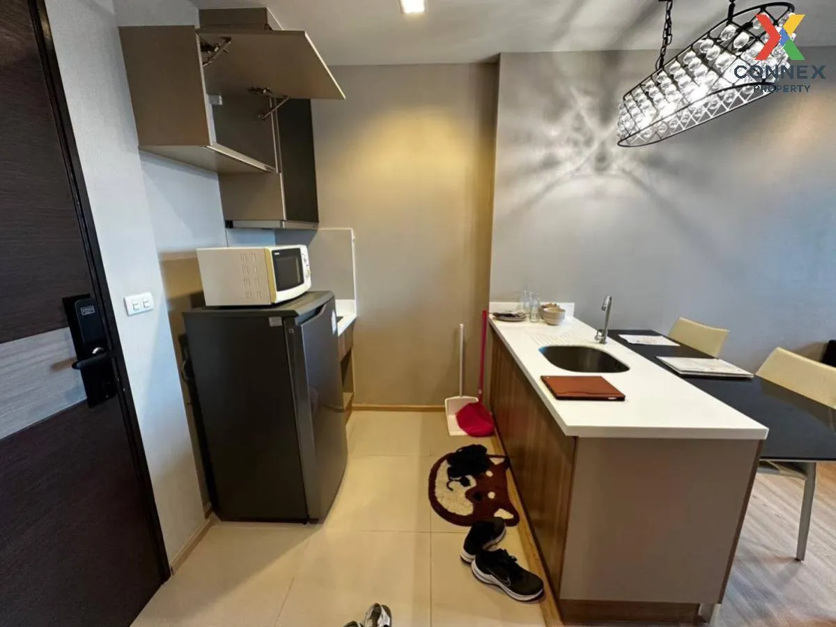 For Rent Condo , Rhythm Sathorn , nice view , BTS-Saphan Taksin , 4