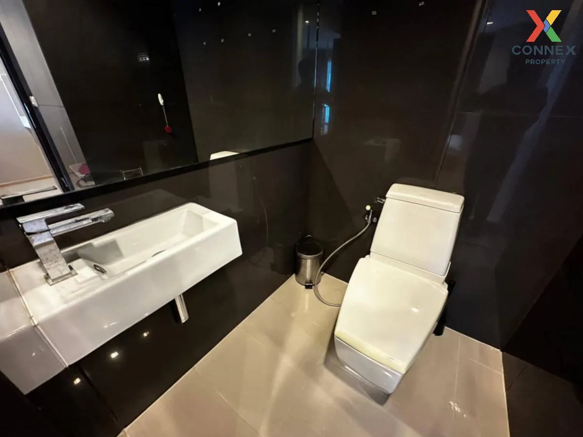 For Rent Condo , Rhythm Sathorn , nice view , BTS-Saphan Taksin ,