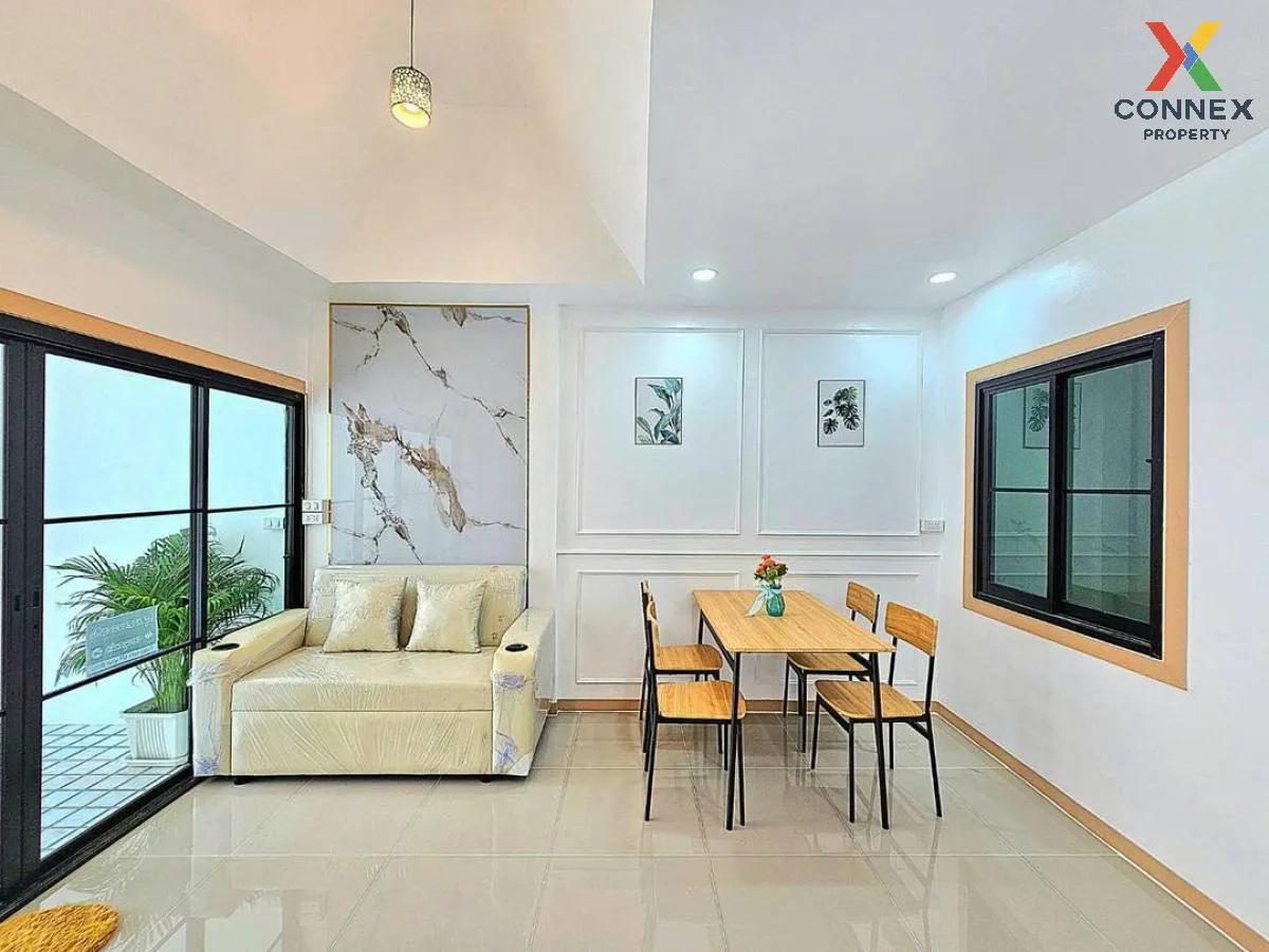 ขายทาวน์เฮ้าส์/ทาวน์โฮม  บ้านร่มเงาไม้ รีโนเวทใหม่ บางบัวทอง บางบ