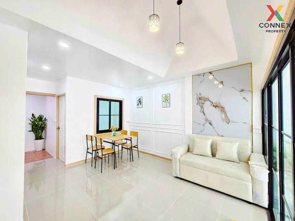 ขายทาวน์เฮ้าส์/ทาวน์โฮม  บ้านร่มเงาไม้ รีโนเวทใหม่ บางบัวทอง บางบ