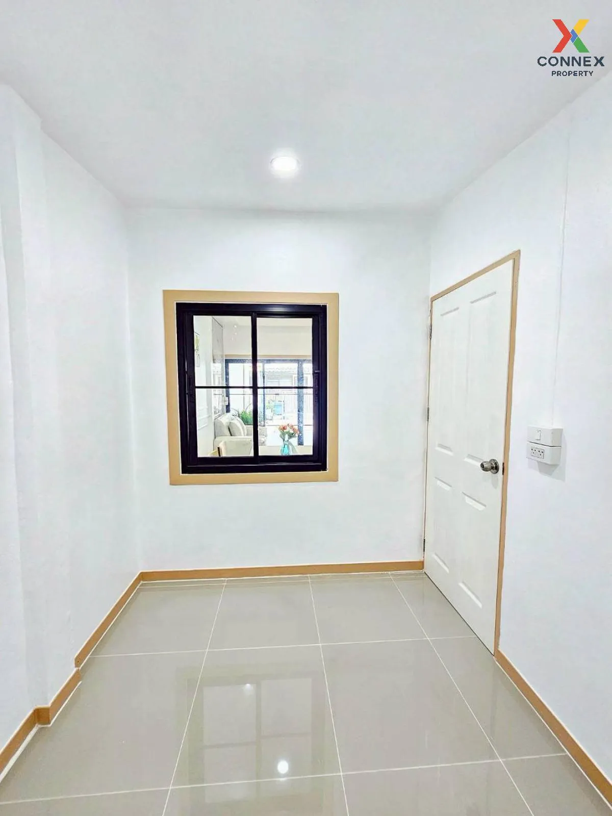 ขายทาวน์เฮ้าส์/ทาวน์โฮม  บ้านร่มเงาไม้ รีโนเวทใหม่ บางบัวทอง บางบ