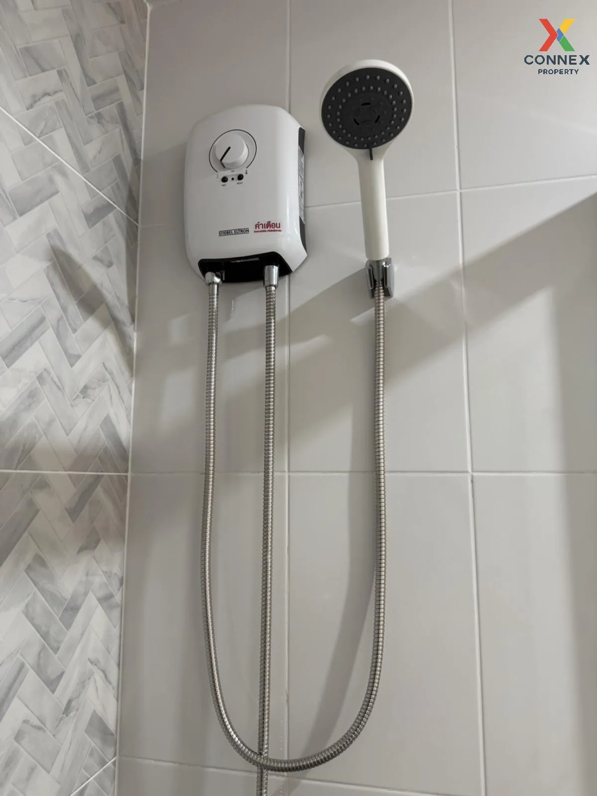 เช่าคอนโด  รีเจ้นท์ โฮม บางนา (โครงการใหม่) ชั้นสูง วิวแม่น้ำ บาง