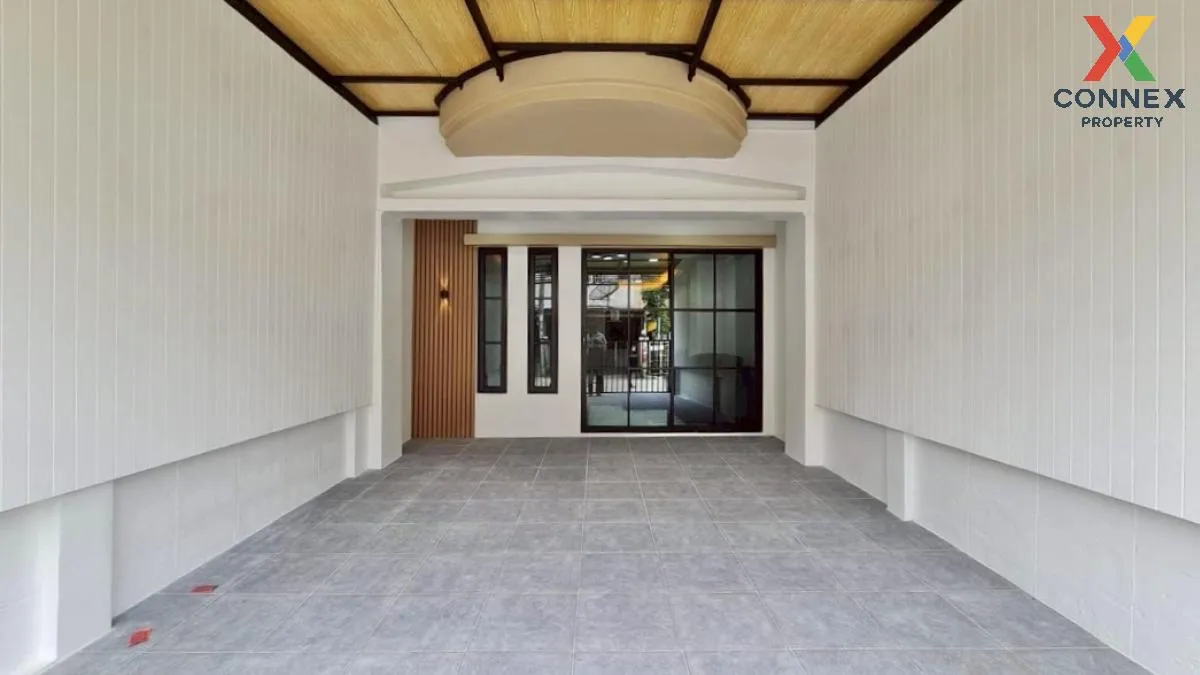 For Sale Townhouse/Townhome  , Muang Ramintra , Sam Wa Tawan Tok  2