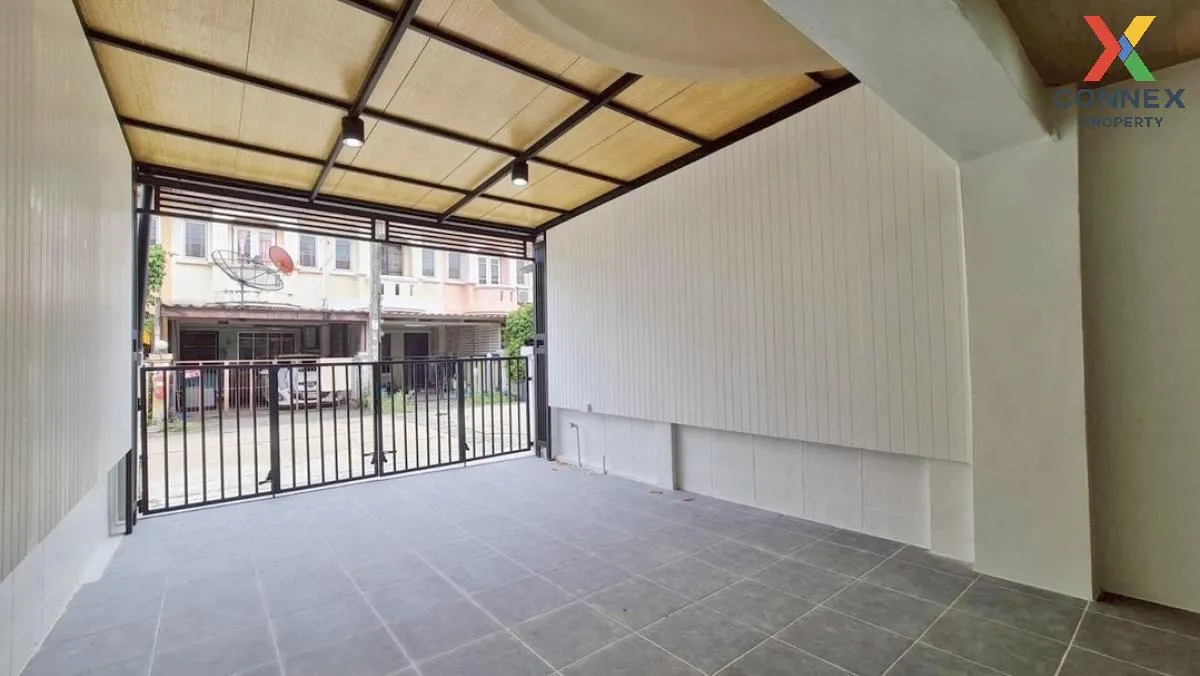 For Sale Townhouse/Townhome  , Muang Ramintra , Sam Wa Tawan Tok  4