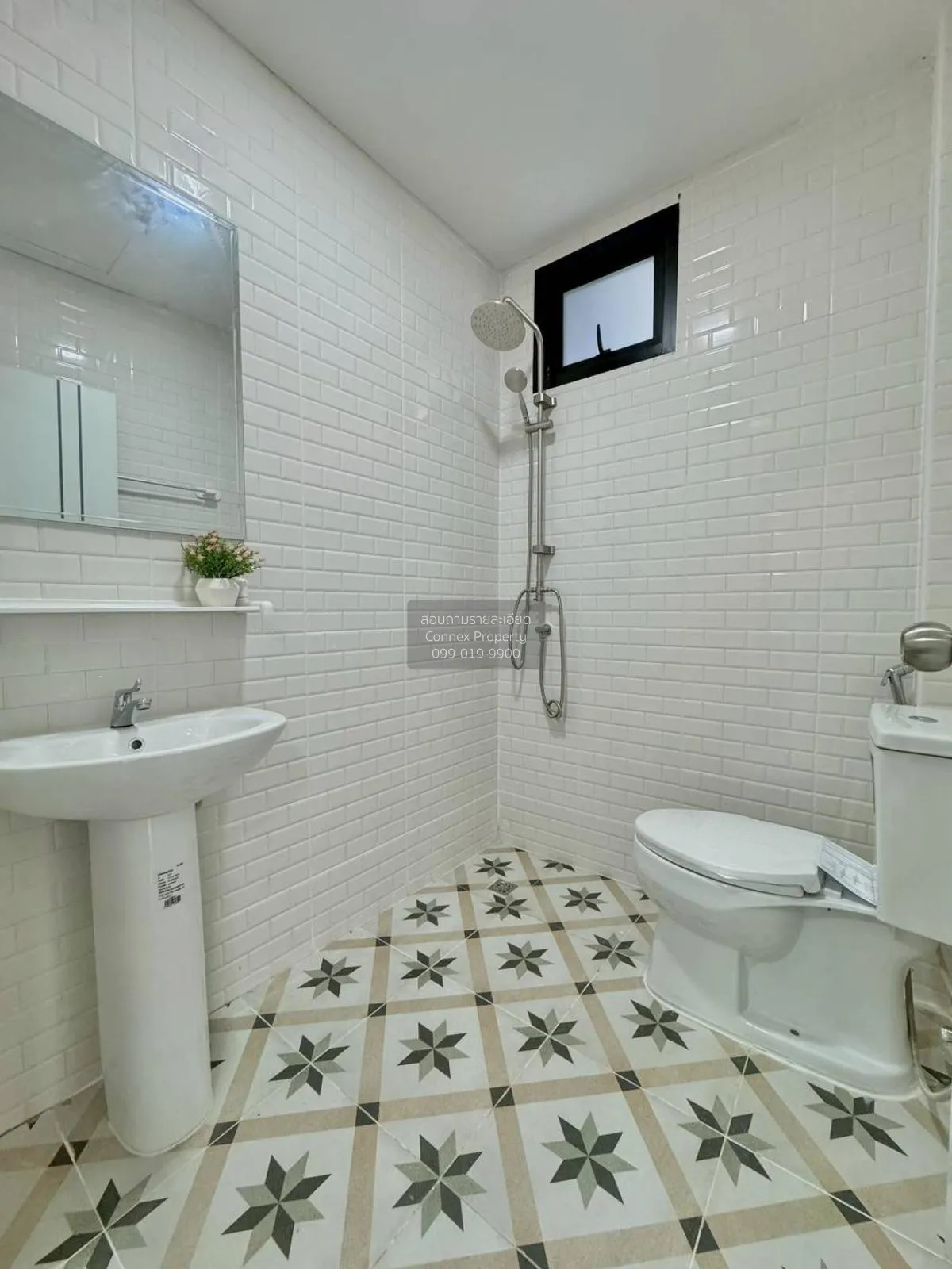 ขายทาวน์เฮ้าส์/ทาวน์โฮม  หมู่บ้านตะวันนา บางกระสอ เมืองนนทบุรี นน