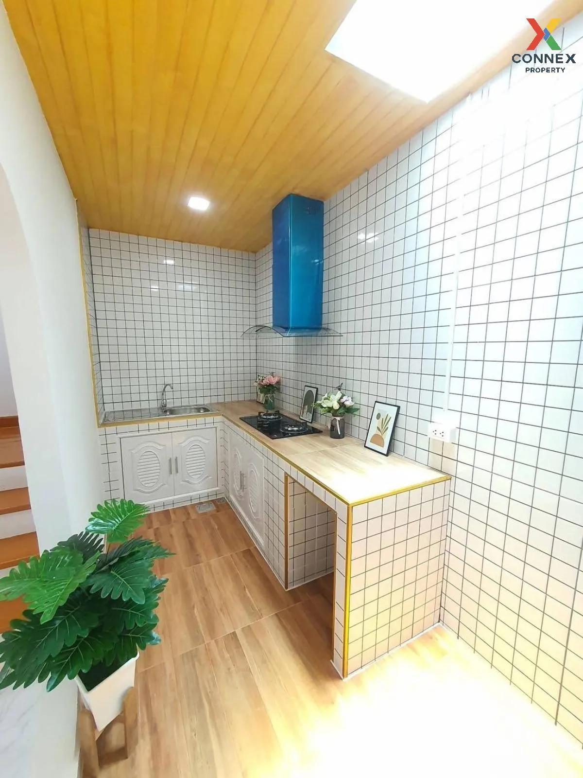 ขายทาวน์เฮ้าส์/ทาวน์โฮม  เปี่ยมสุข (ปากเกร็ดซอยวัดกู้) รีโนเวทใหม