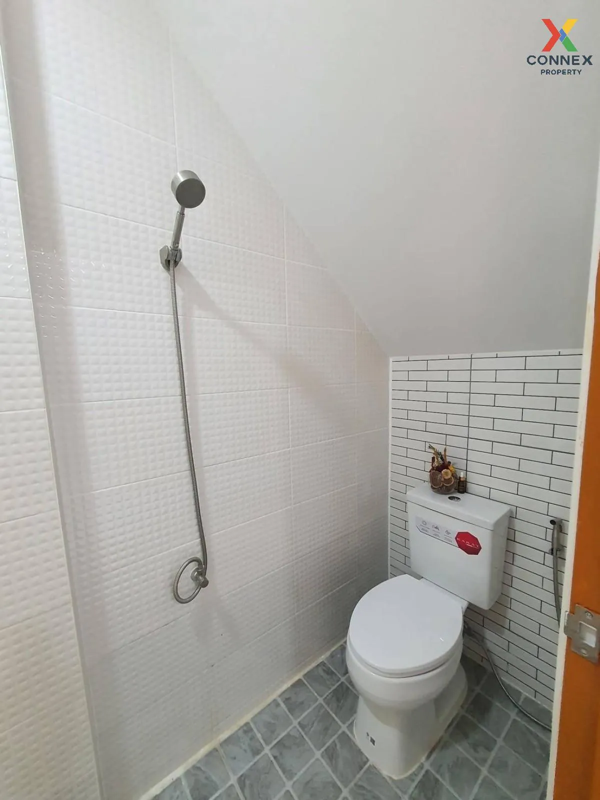 ขายทาวน์เฮ้าส์/ทาวน์โฮม  เปี่ยมสุข (ปากเกร็ดซอยวัดกู้) รีโนเวทใหม