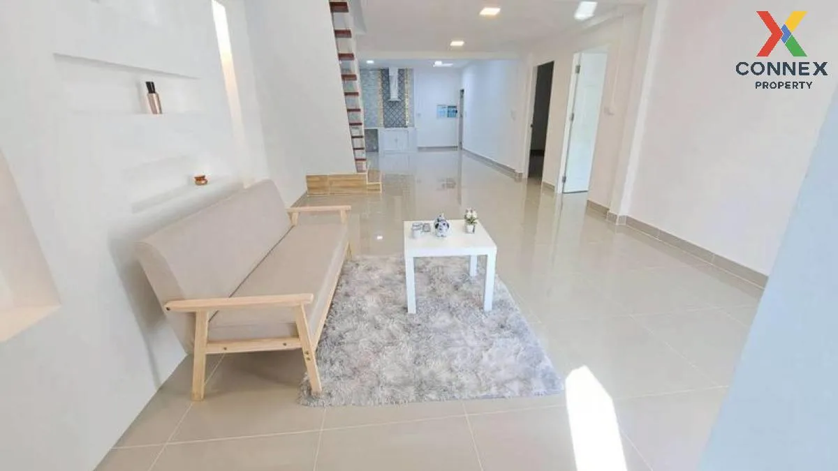 For Sale House , Baan Rattanathibet , wide frontage , newly renov For Sale House , Baan Rattanathibet , wide frontage , newly renov 3