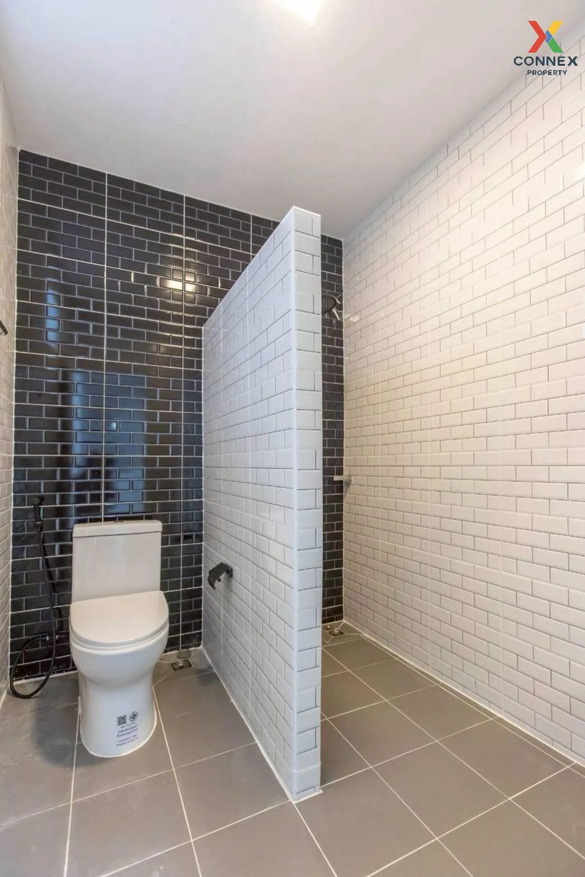 For Sale House , Baan Rattanathibet , wide frontage , newly renov For Sale House , Baan Rattanathibet , wide frontage , newly renov