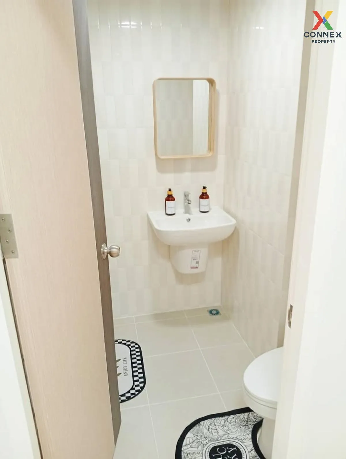 For Sale Condo , Iris Avenue Onnut - Wongwaen , ARL-Lat Krabang ,