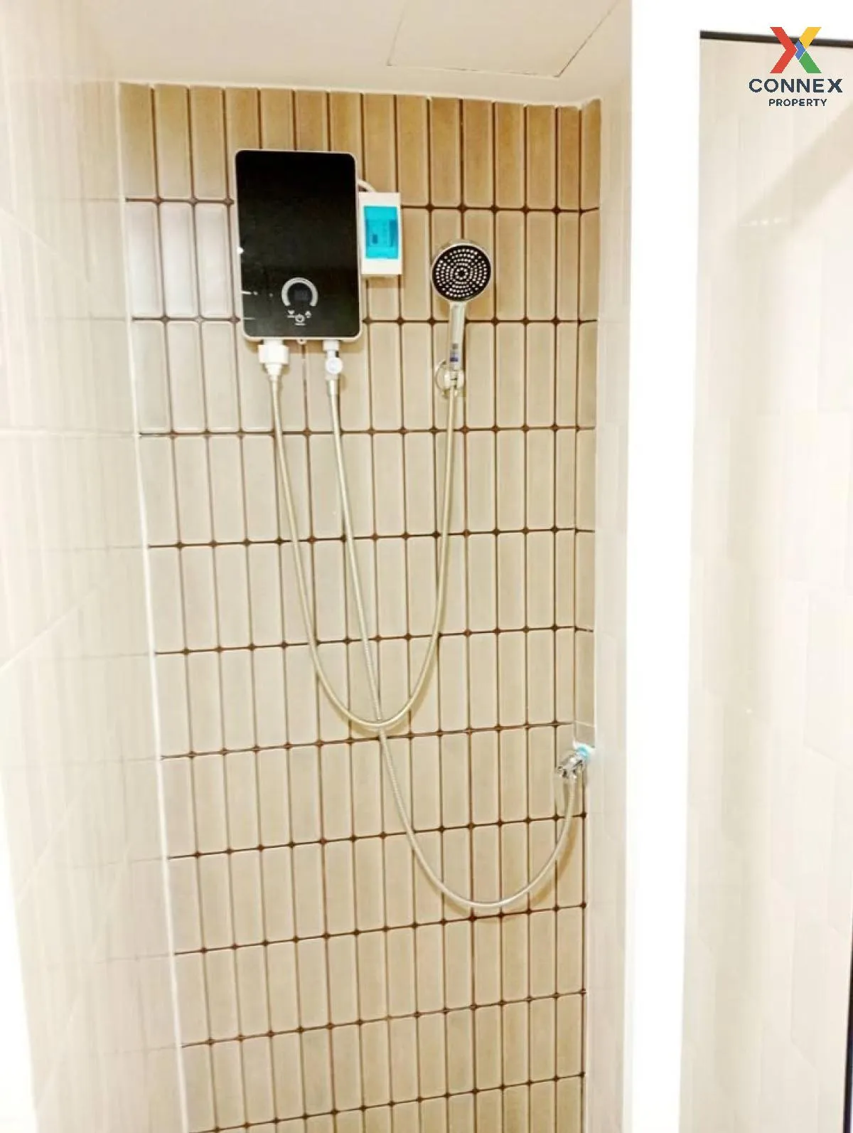 For Sale Condo , Iris Avenue Onnut - Wongwaen , ARL-Lat Krabang ,