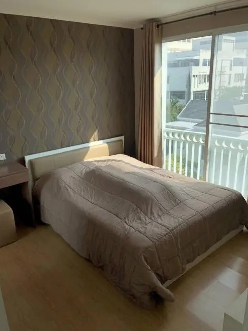 For Sale Condo , The Prague Condominium , corner unit , Khlong Maha Nak , Pom Prap Sattruphai , Bangkok , CX-127320