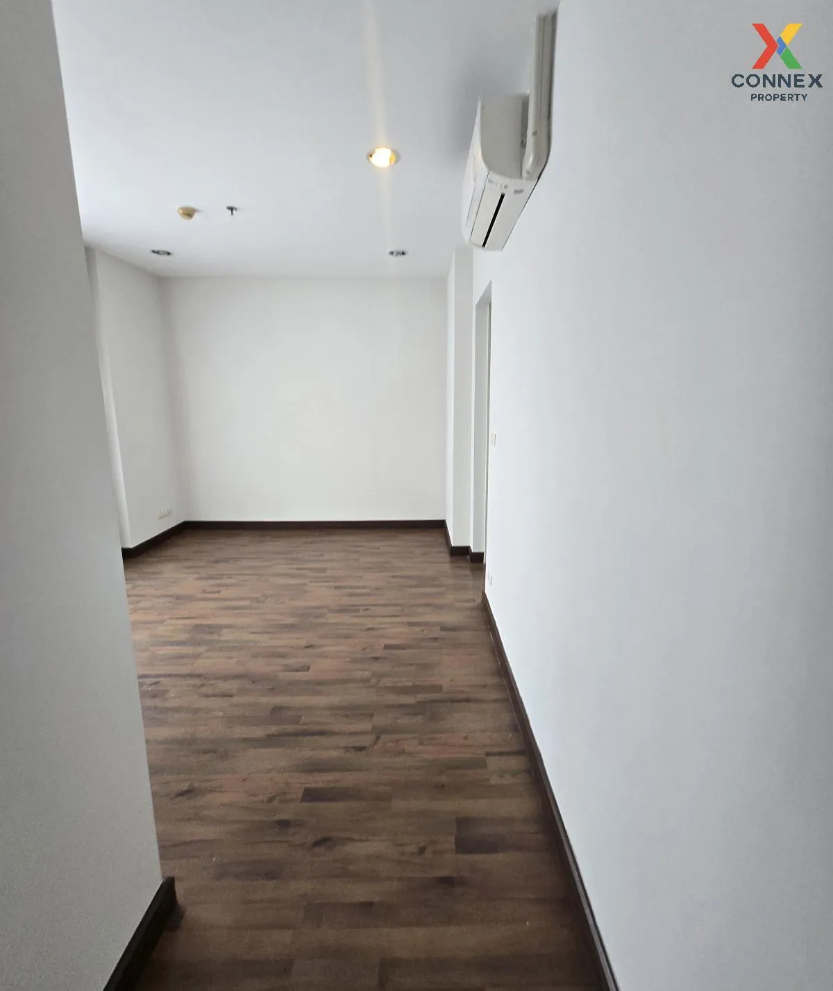 For Sale Condo , Q House Sathorn , nice view , high floor , corne 4