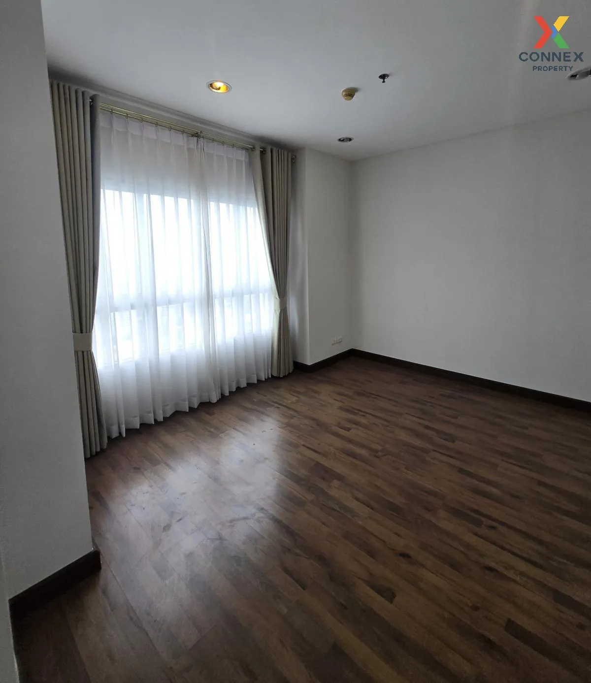 For Sale Condo , Q House Sathorn , nice view , high floor , corne