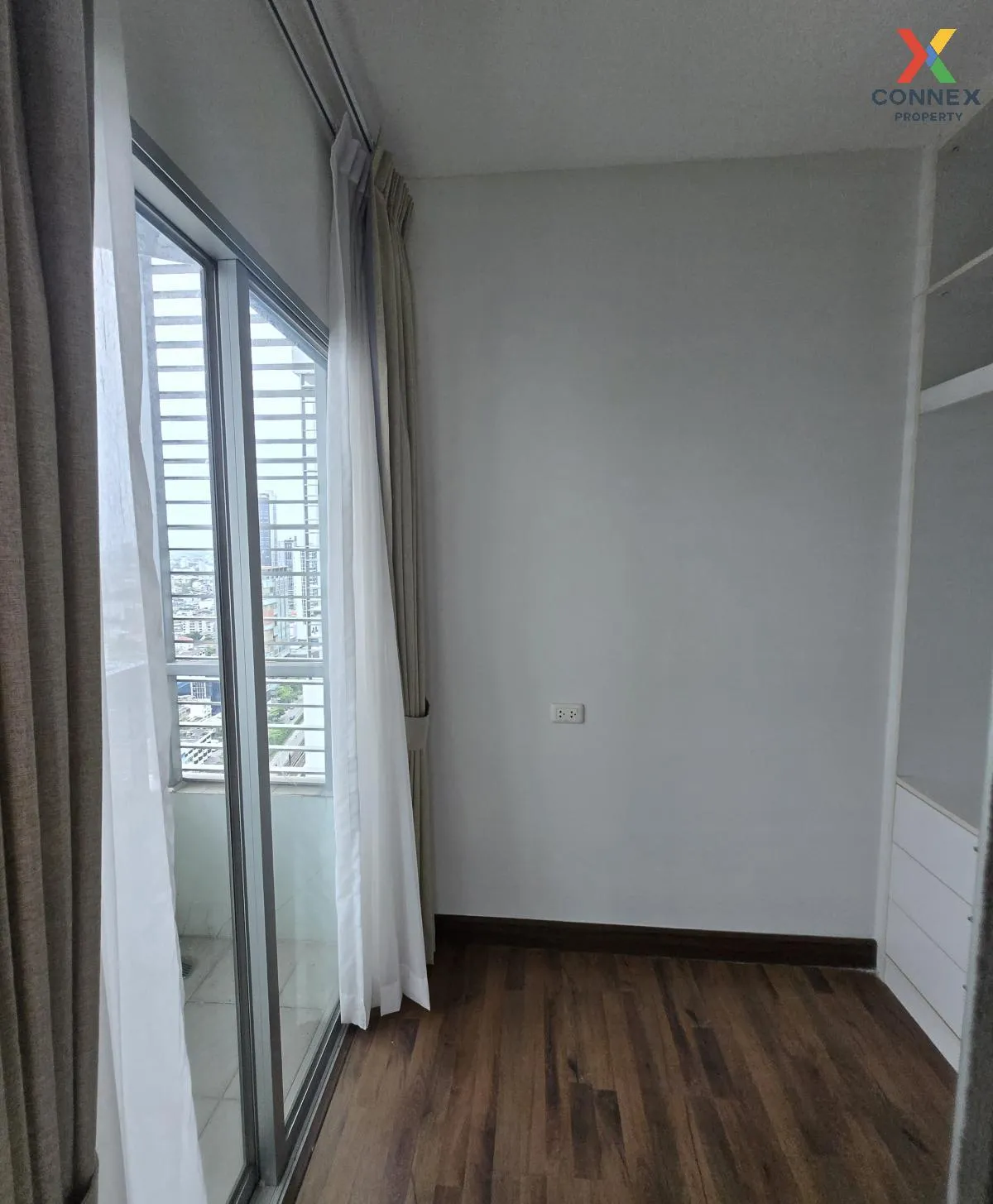 For Sale Condo , Q House Sathorn , nice view , high floor , corne