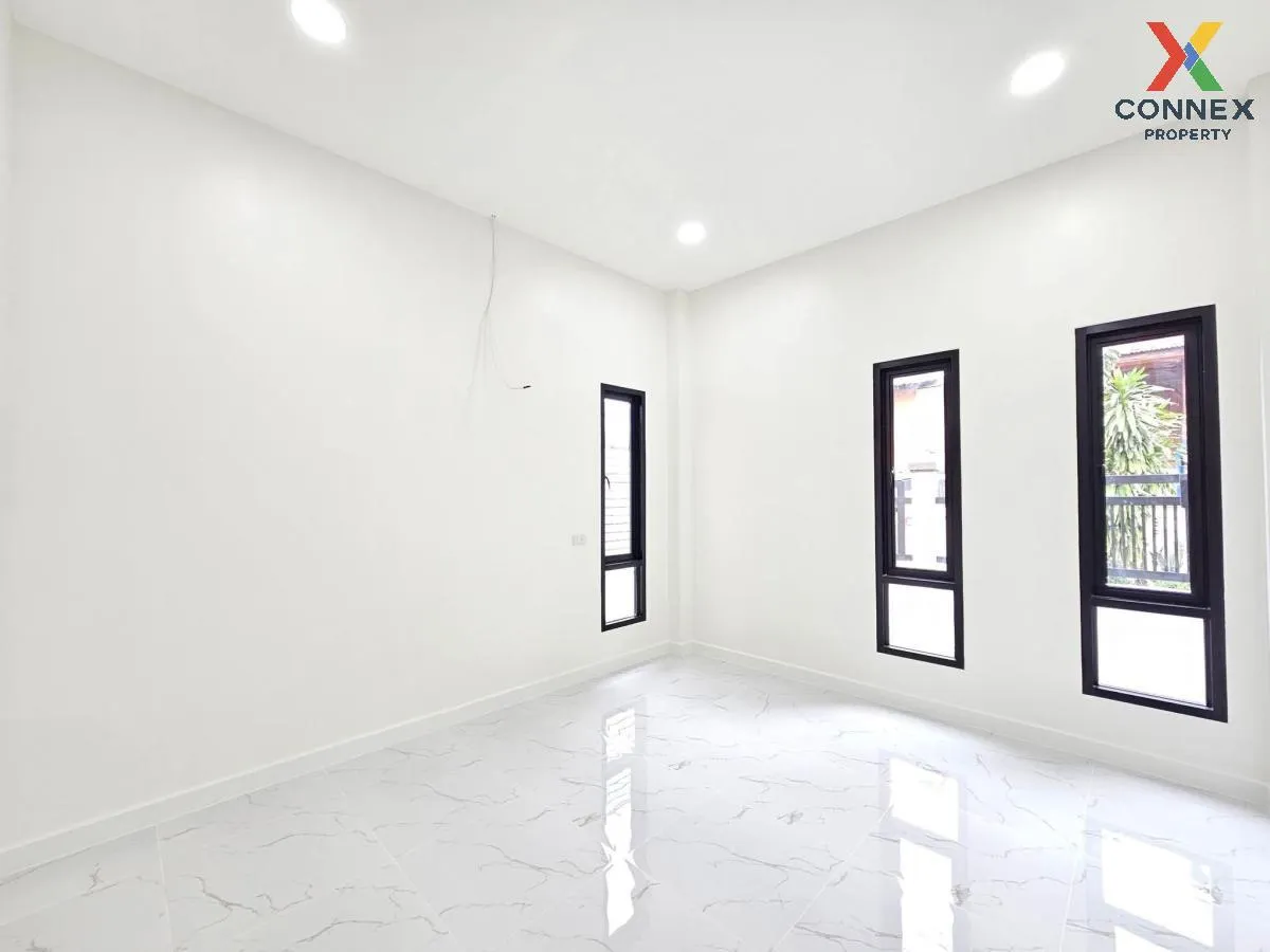 For Sale House , Mitpracha Villa Pak Kret , Ban Mai , Pak Kret , 
