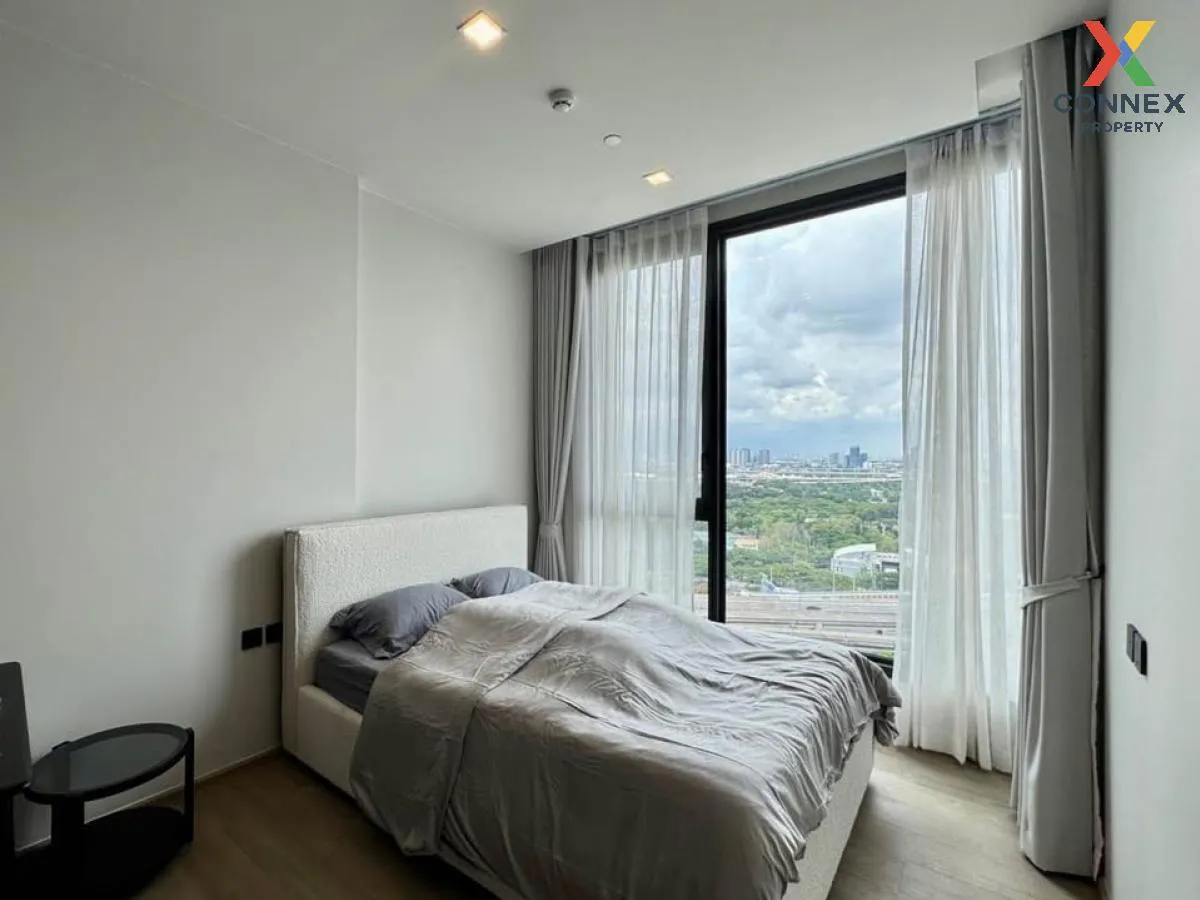 For Rent Condo , The Crest Park Residences , nice view , high flo For Rent Condo , The Crest Park Residences , nice view , high flo 3
