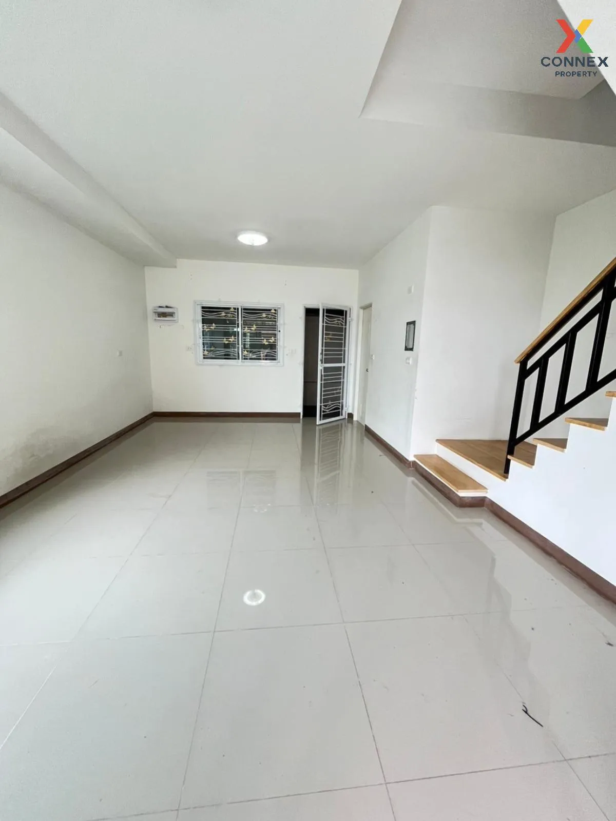 For Sale Townhouse/Townhome  , Baan Rommai 2 Bowin , Bo Win , Si  3