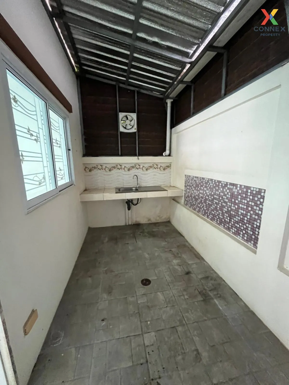 For Sale Townhouse/Townhome  , Baan Rommai 2 Bowin , Bo Win , Si 