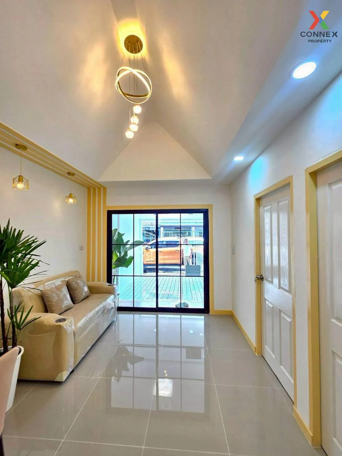 ขายทาวน์เฮ้าส์/ทาวน์โฮม  บ้านบัวทอง 4 บ้านกล้วย-ไทรน้อย รีโนเวทให