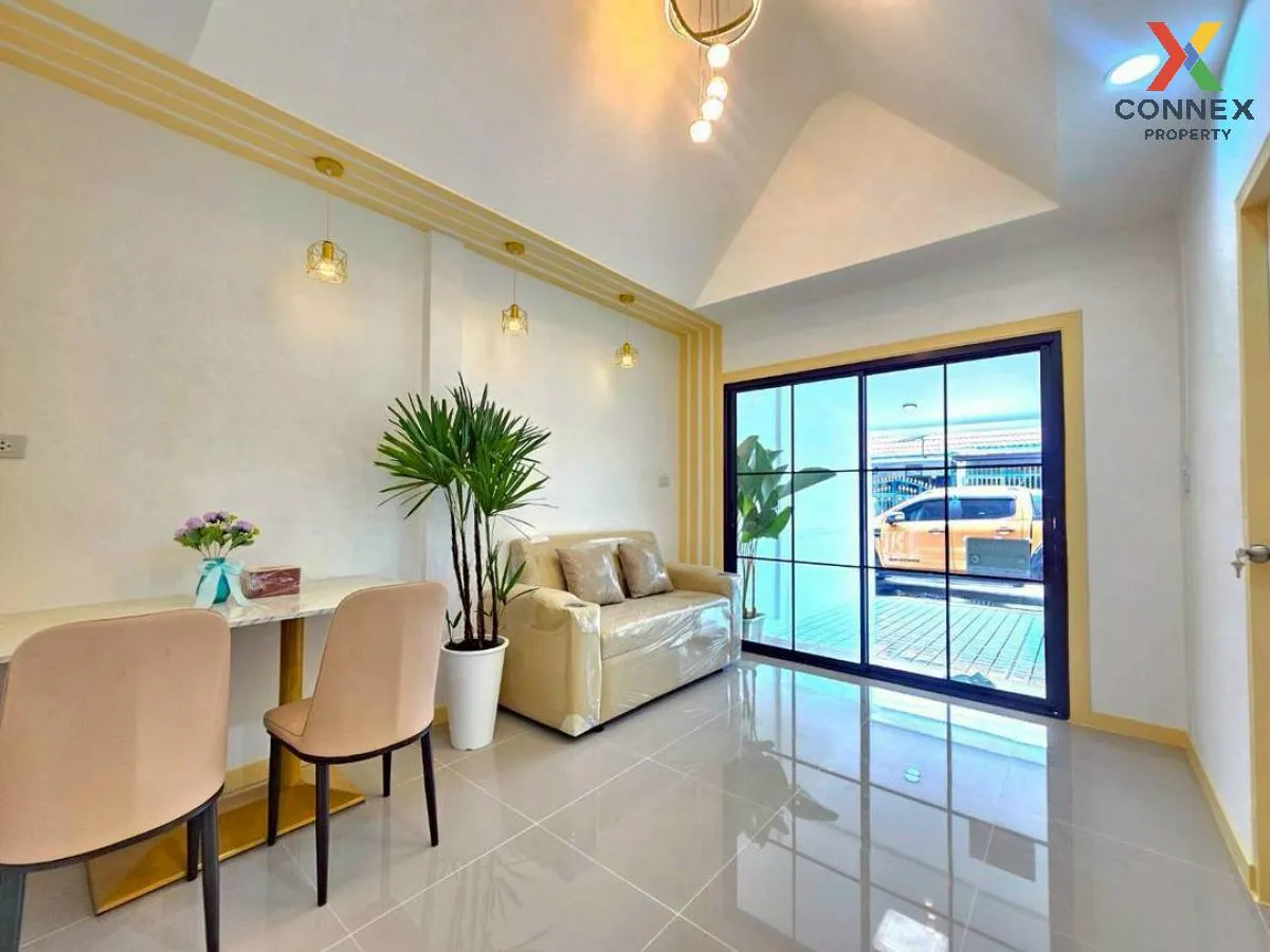 ขายทาวน์เฮ้าส์/ทาวน์โฮม  บ้านบัวทอง 4 บ้านกล้วย-ไทรน้อย รีโนเวทให