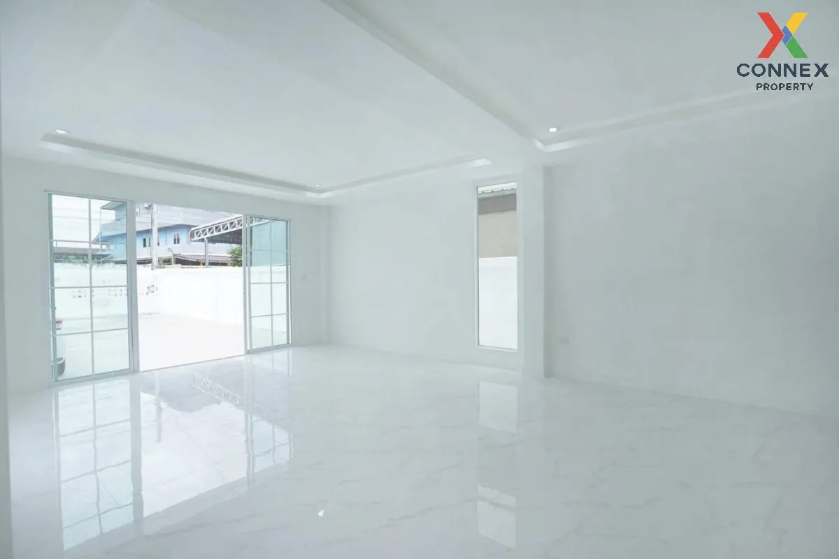 For Sale 2 - storey house area 60 square wah Soi Assumption 12 Ba