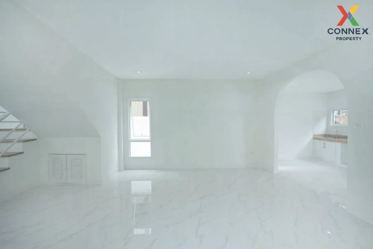 For Sale 2 - storey house area 60 square wah Soi Assumption 12 Ba