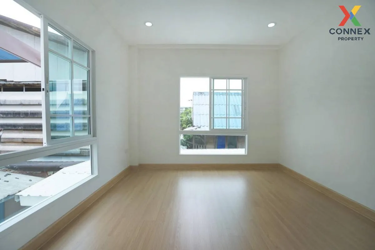 For Sale 2 - storey house area 60 square wah Soi Assumption 12 Ba