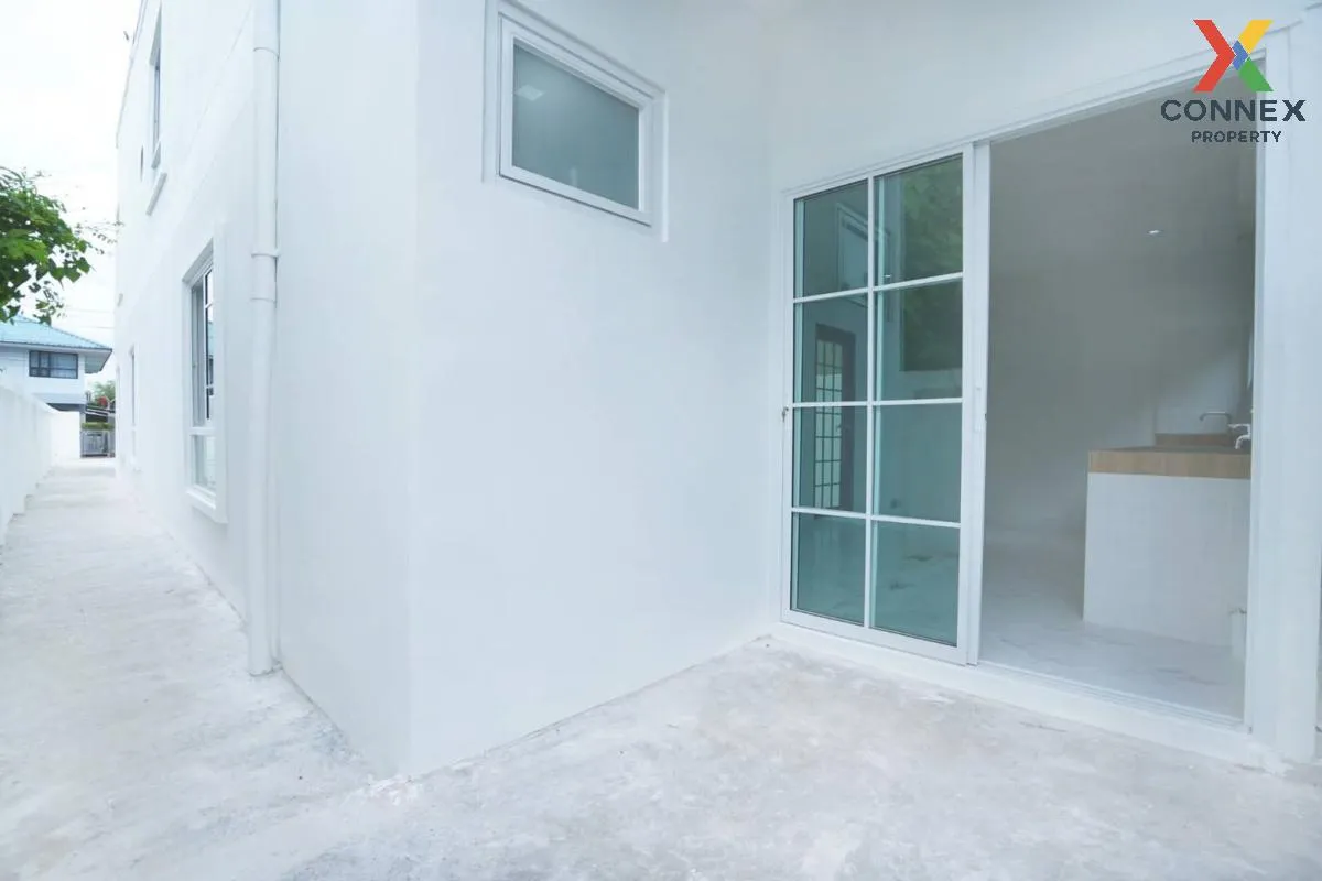 For Sale 2 - storey house area 60 square wah Soi Assumption 12 Ba